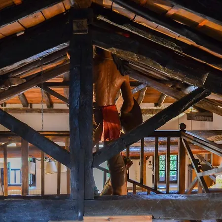 Hdec De Castaneda Turistico Puente Viesgo