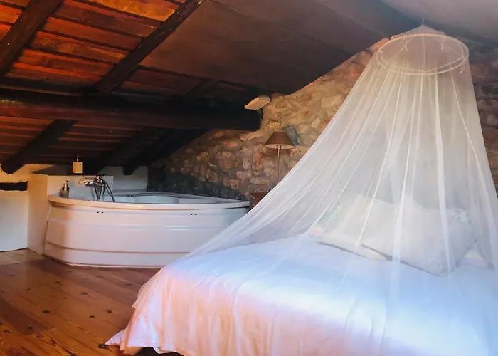 Hdec De Castaneda Turistico Puente Viesgo