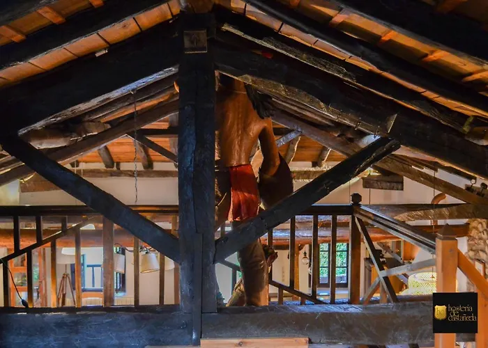 Hdec De Castaneda Turistico Puente Viesgo