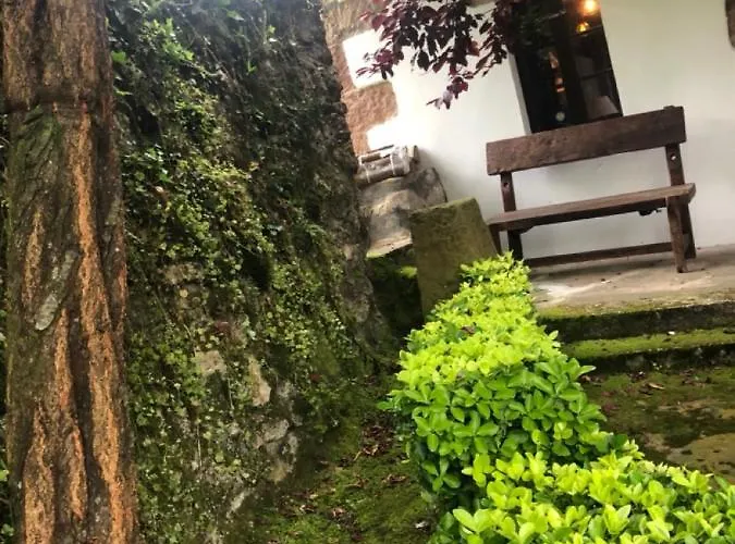 Hdec De Castaneda Turistico * Puente Viesgo