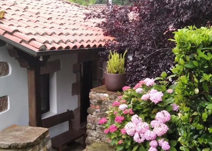 Hdec De Castaneda Turistico * Puente Viesgo